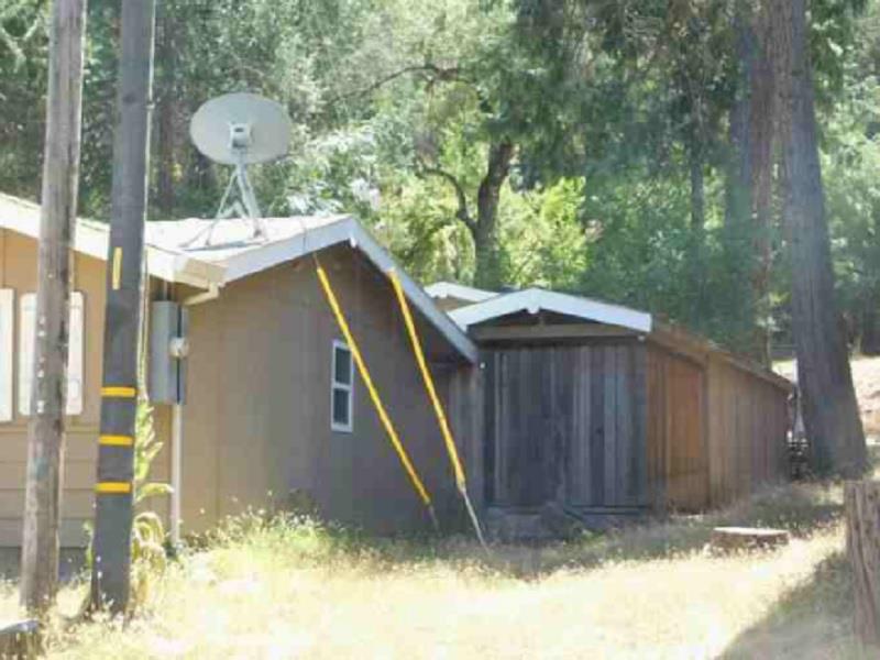 5664 Siesta Lane