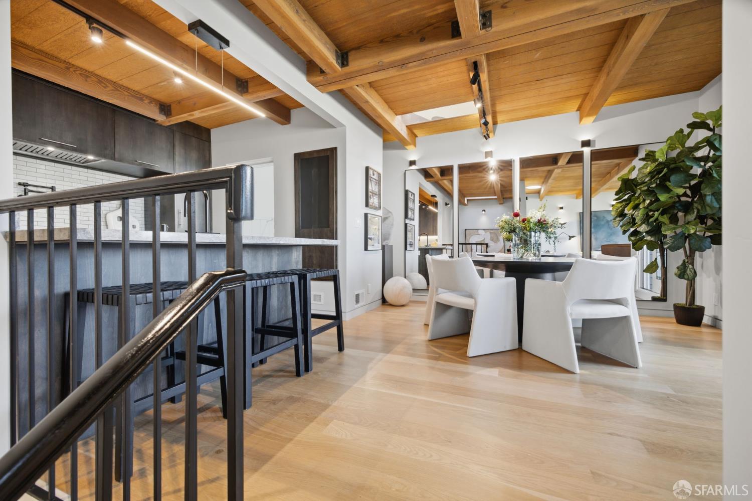252 Sanchez Street A