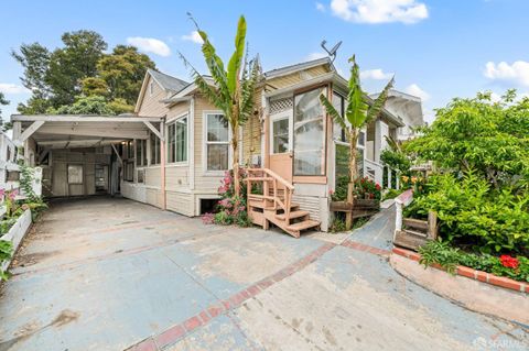 8921 Dowling Street, Oakland, CA 94605 - #: 425033951