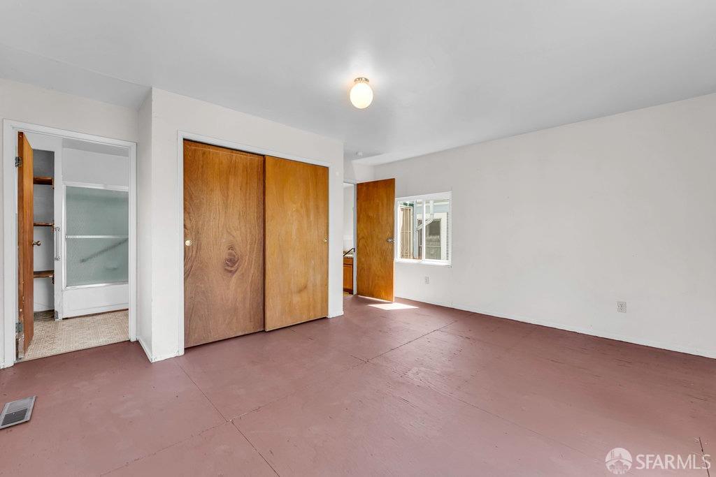 Berkeley, California 94703, United States, 3 Bedrooms Bedrooms, ,2 BathroomsBathrooms,Residential,Pending,107817