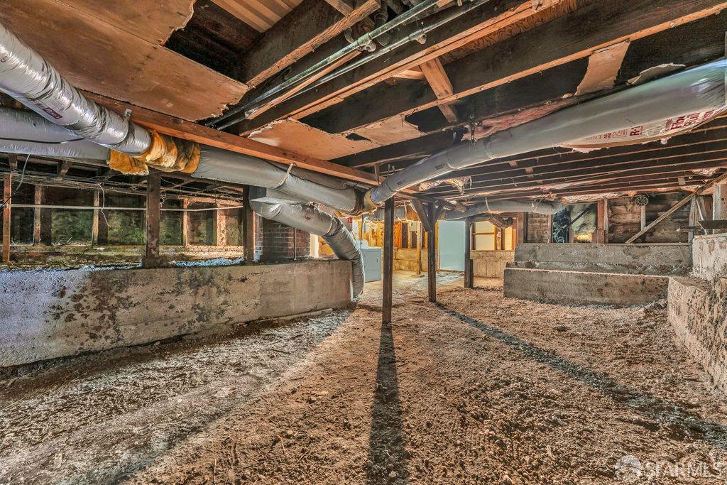 Berkeley, California 94703, United States, 3 Bedrooms Bedrooms, ,2 BathroomsBathrooms,Residential,Pending,107817