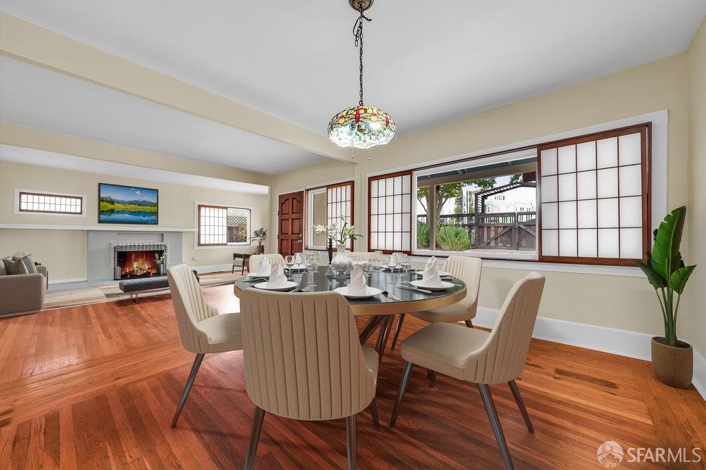 Oakland, California 94610, United States, 3 Bedrooms Bedrooms, ,2 BathroomsBathrooms,Residential,Contingent,154950