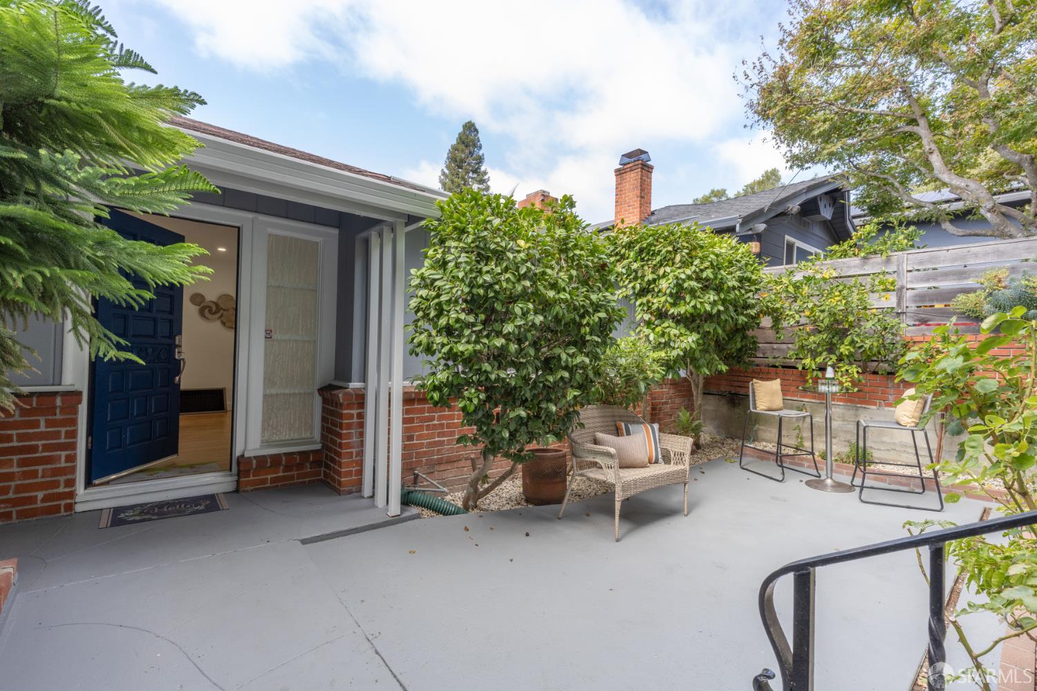 3215 Guido Street, Oakland CA 94602