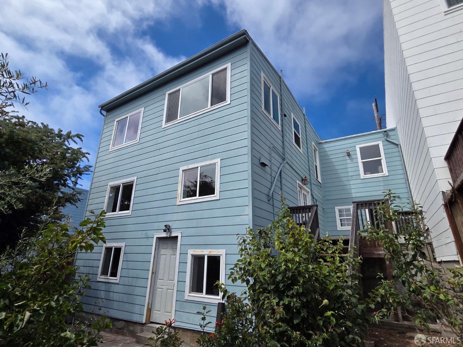 29 Tucker Avenue