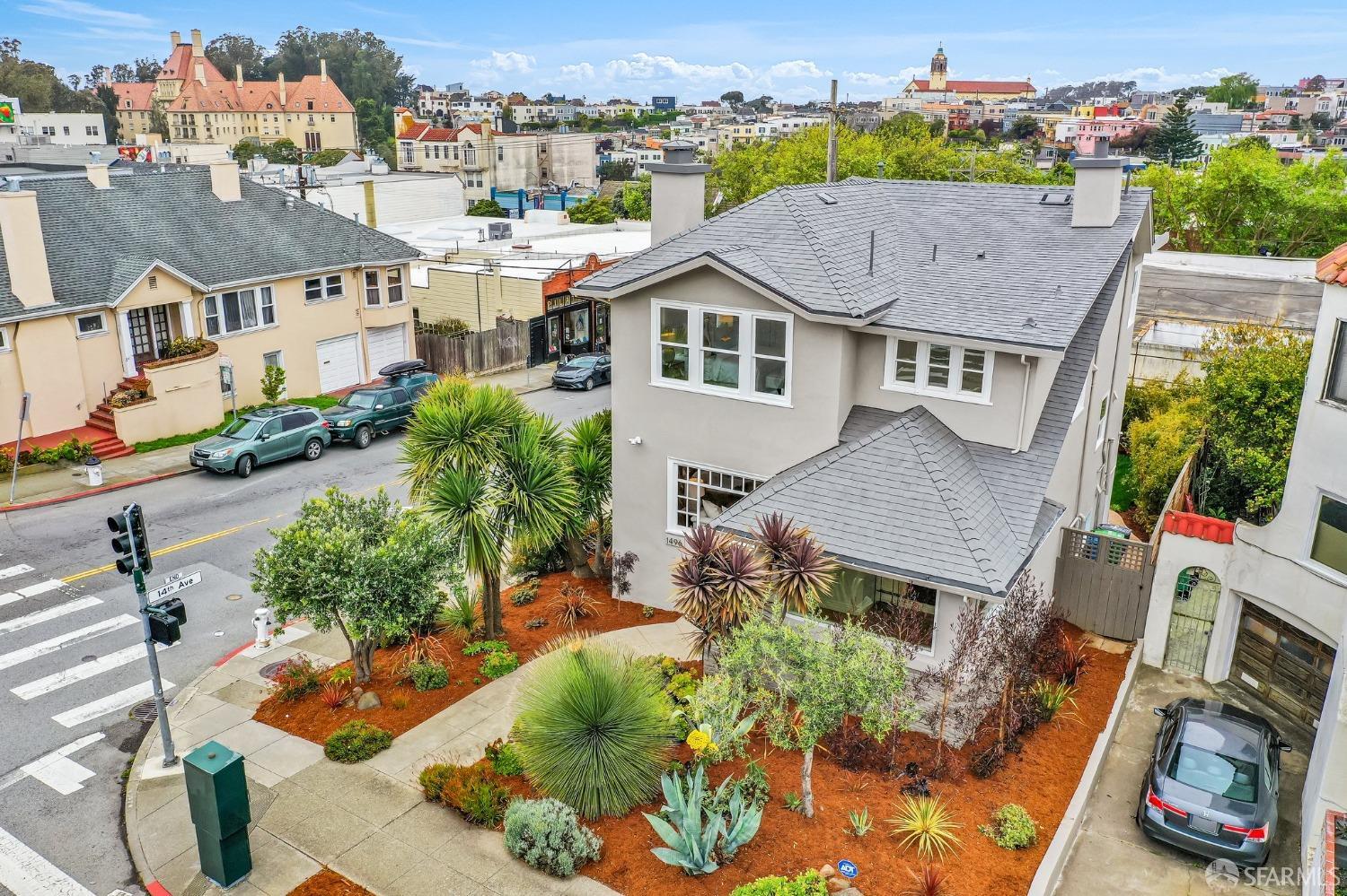 San Francisco, California 94127, United States, 4 Bedrooms Bedrooms, ,4 BathroomsBathrooms,Residential,Pending,111042