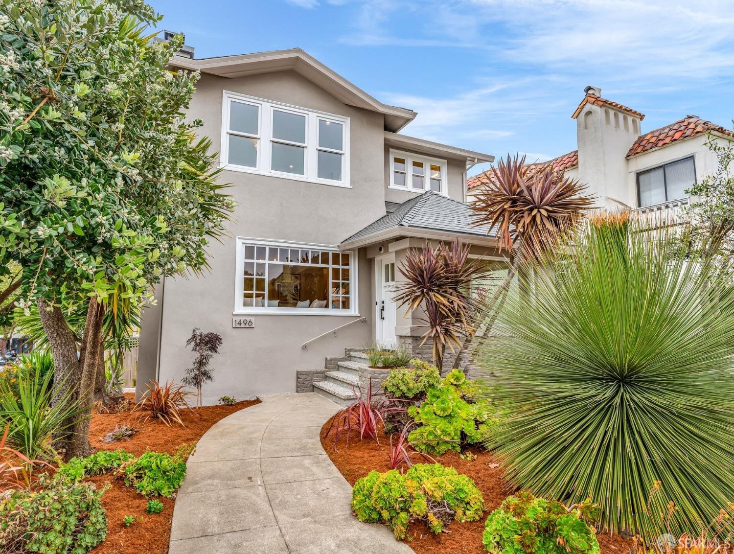 San Francisco, California 94127, United States, 4 Bedrooms Bedrooms, ,4 BathroomsBathrooms,Residential,Pending,111042