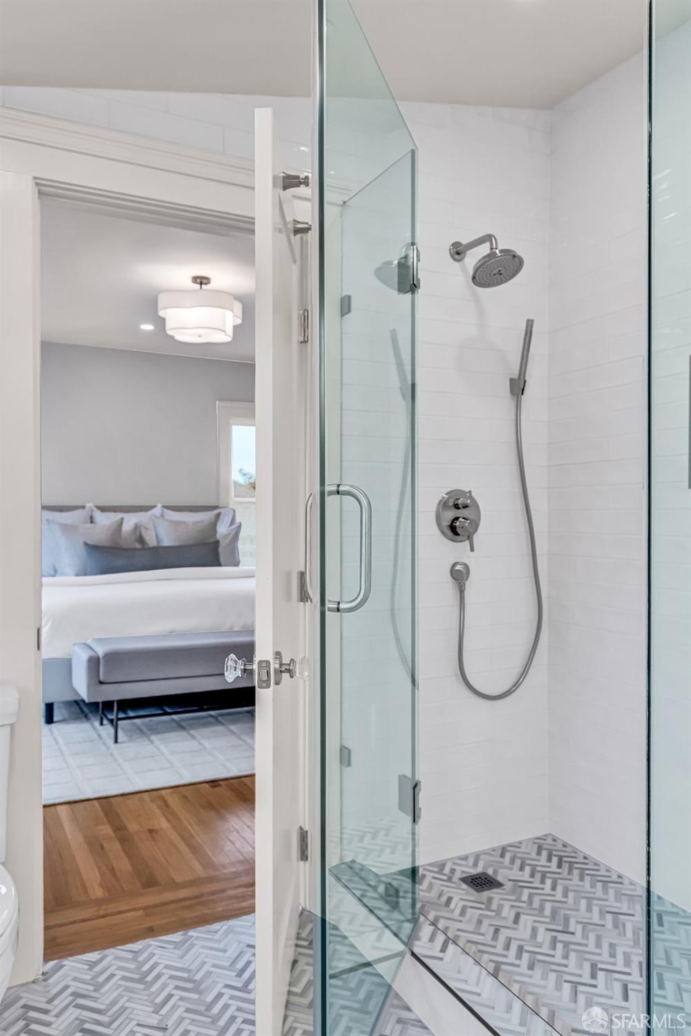 San Francisco, California 94127, United States, 4 Bedrooms Bedrooms, ,4 BathroomsBathrooms,Residential,Pending,111042