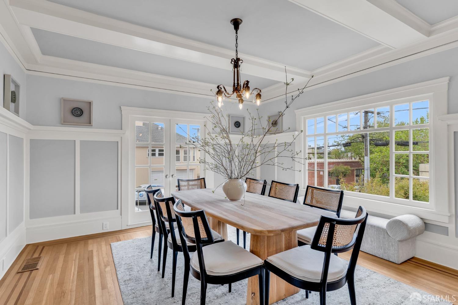 San Francisco, California 94127, United States, 4 Bedrooms Bedrooms, ,4 BathroomsBathrooms,Residential,Pending,111042