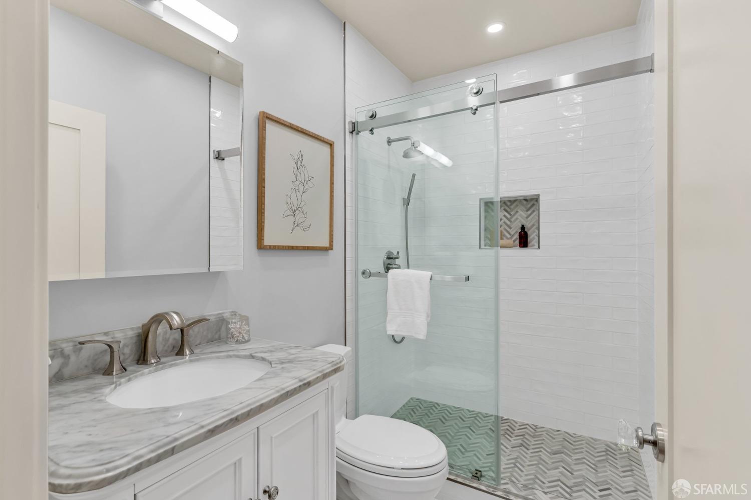 San Francisco, California 94127, United States, 4 Bedrooms Bedrooms, ,4 BathroomsBathrooms,Residential,Pending,111042