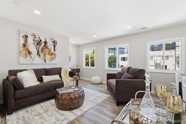 1383 REVERE AVE, SAN FRANCISCO, CA 94124 - Image a3c10c0459a459f8c357a51f4a046976/1565033127