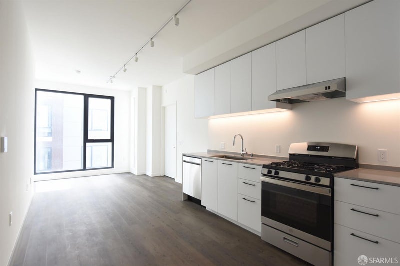 395 6th Street BM4