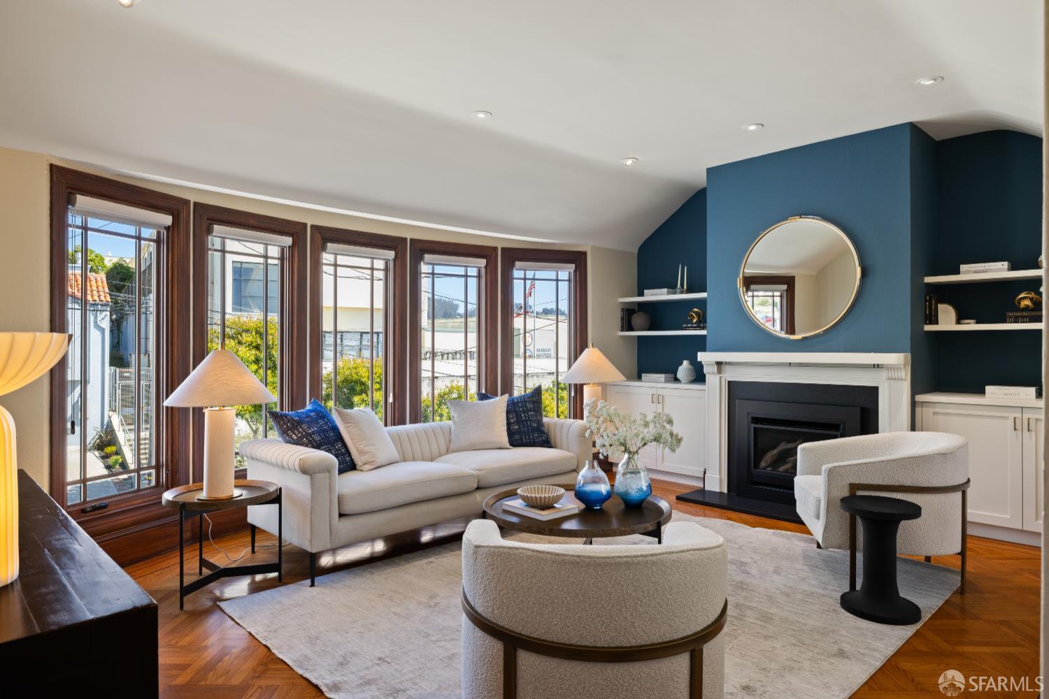 San Francisco, California 94116, United States, 3 Bedrooms Bedrooms, ,2 BathroomsBathrooms,Residential,Pending,216094