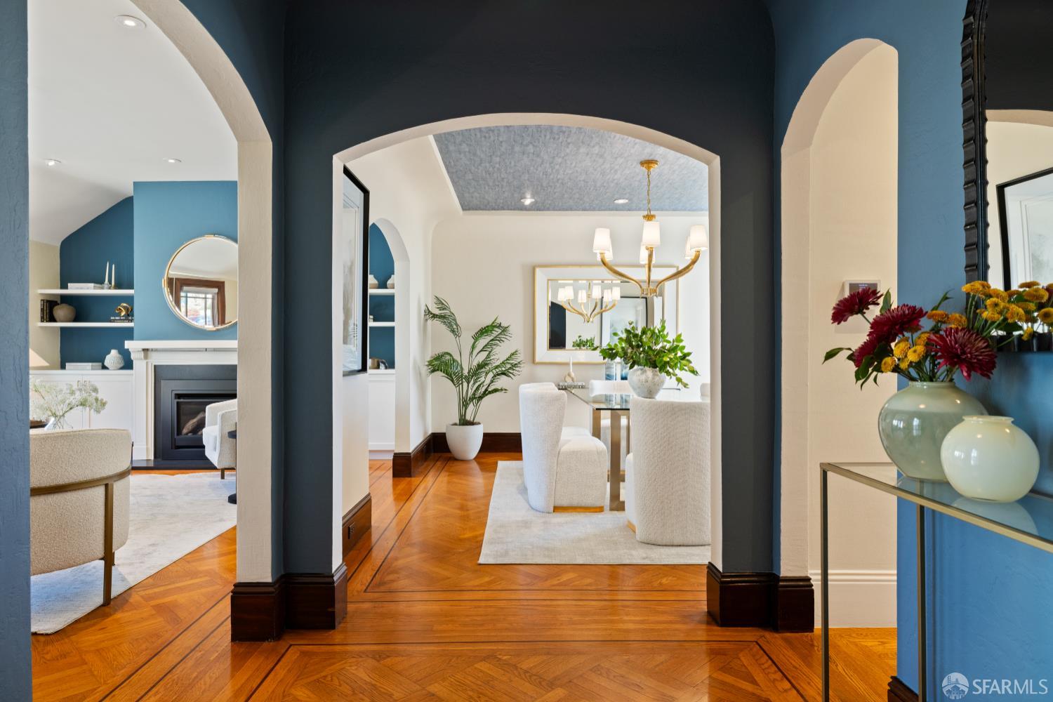 San Francisco, California 94116, United States, 3 Bedrooms Bedrooms, ,2 BathroomsBathrooms,Residential,Pending,216094