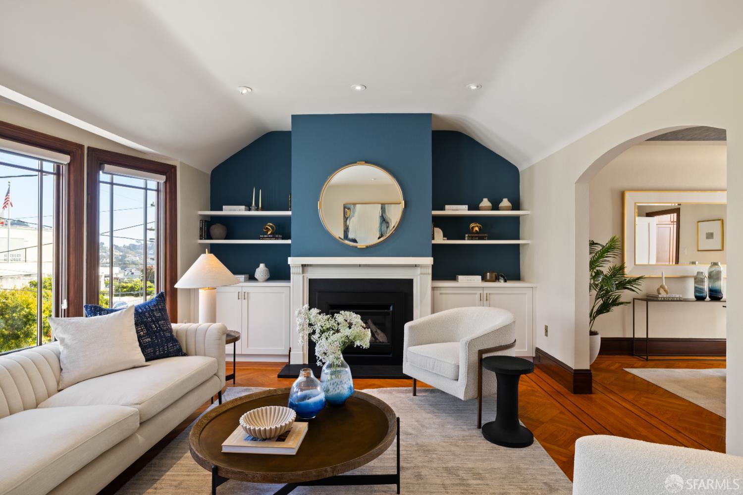 San Francisco, California 94116, United States, 3 Bedrooms Bedrooms, ,2 BathroomsBathrooms,Residential,Pending,216094