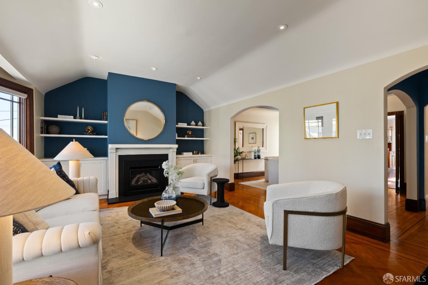 San Francisco, California 94116, United States, 3 Bedrooms Bedrooms, ,2 BathroomsBathrooms,Residential,Pending,216094