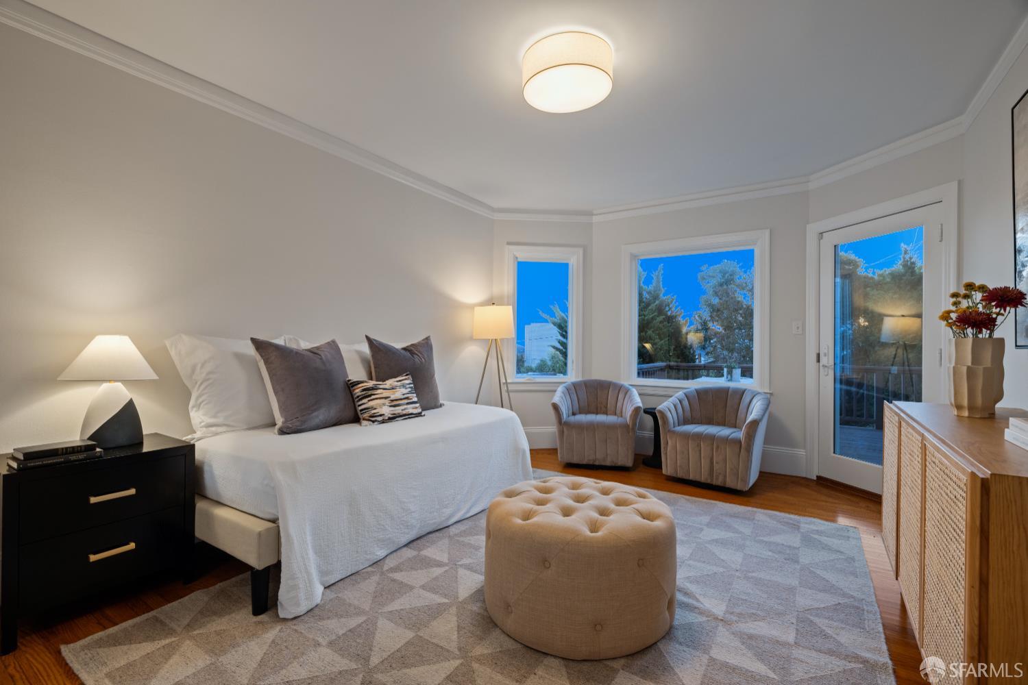 San Francisco, California 94116, United States, 3 Bedrooms Bedrooms, ,2 BathroomsBathrooms,Residential,Pending,216094