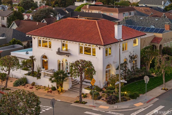 445 DARIEN WAY, SAN FRANCISCO, CA 94127 - Image a4f337b1d4a8664021959ec7ca83fe77/2897322293