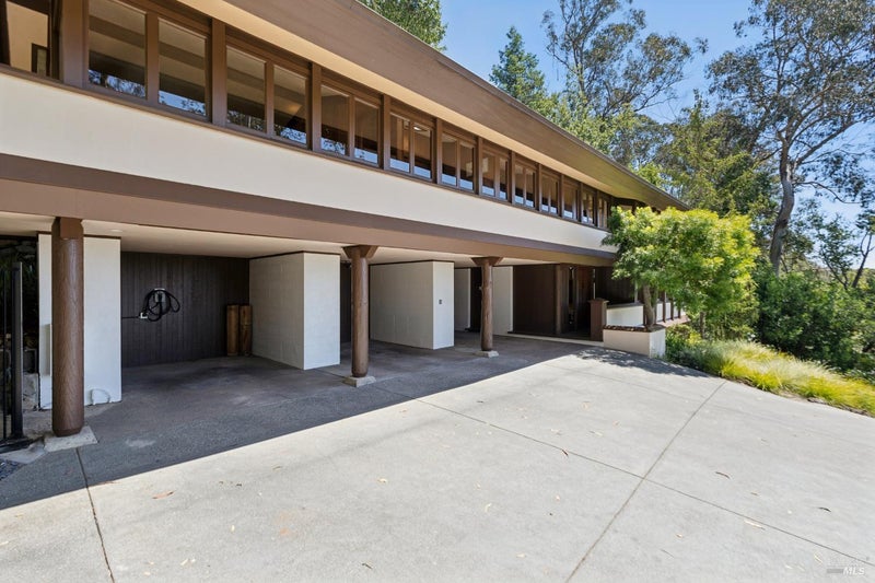 335 Highland Avenue