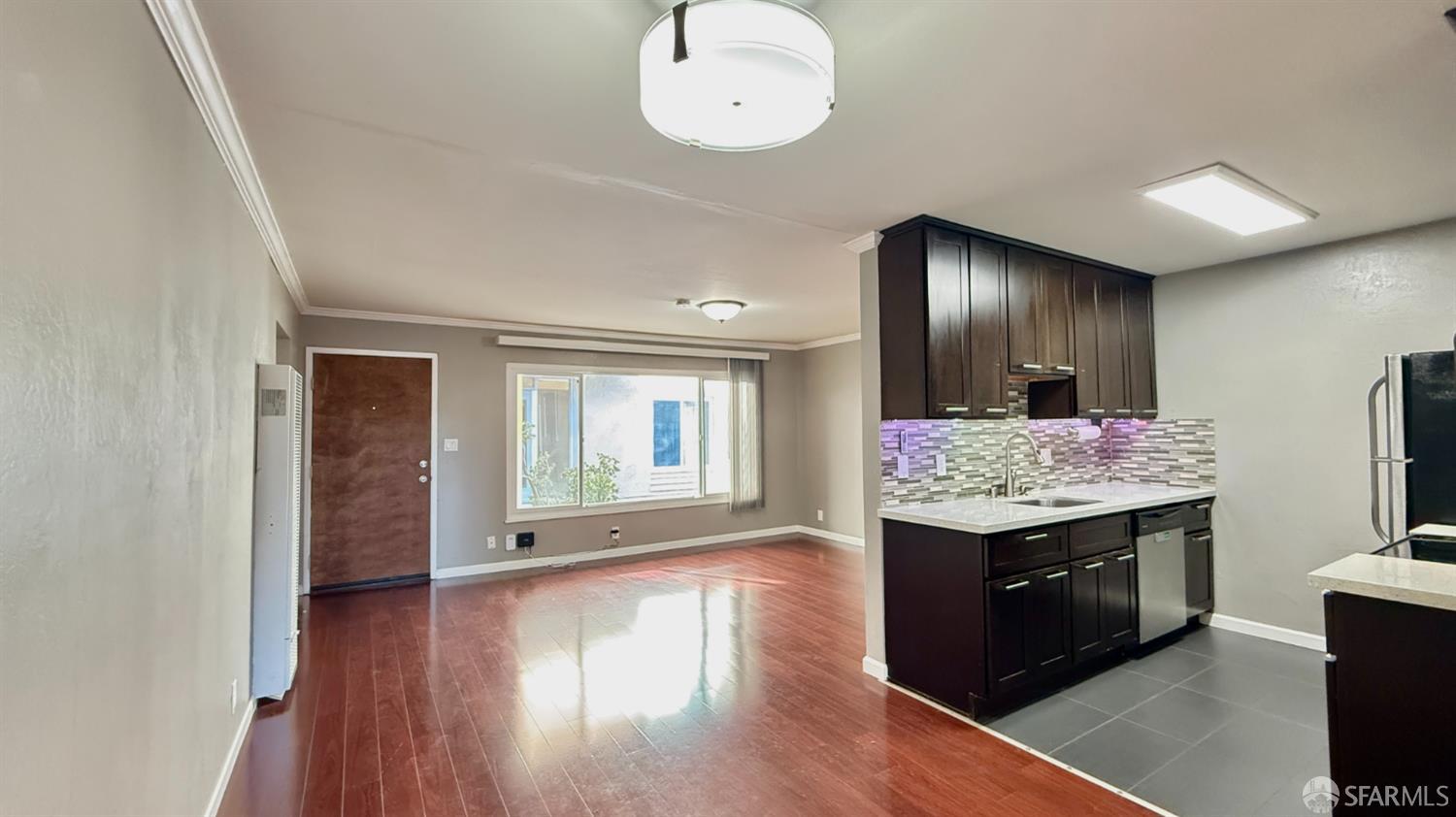 330 Vernon Street 111