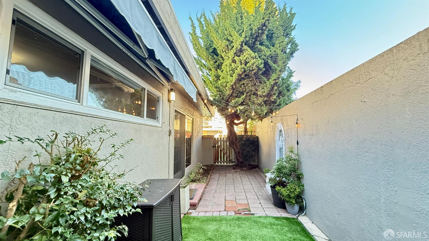 330 Vernon Street 111
