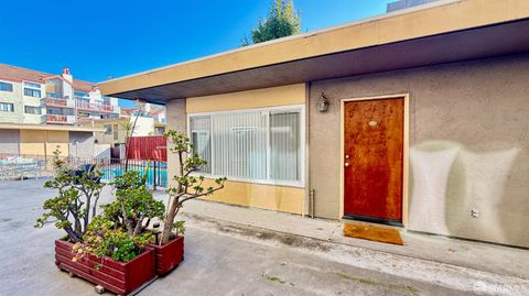 Property photo of 330 Vernon Street 111, Oakland, CA 94610