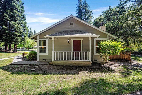 339 W THOMSON AVE, SONOMA, CA 95476 - Image a60a88e891a0d4dee46fb966b7279587/2631702792