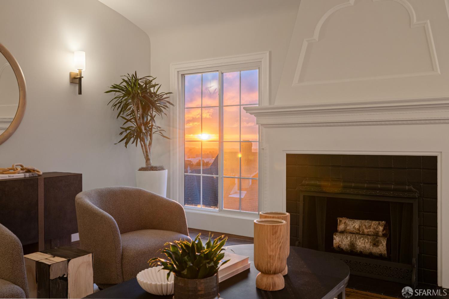 San Francisco, California 94127, United States, 4 Bedrooms Bedrooms, ,3 BathroomsBathrooms,Residential,Active,228637