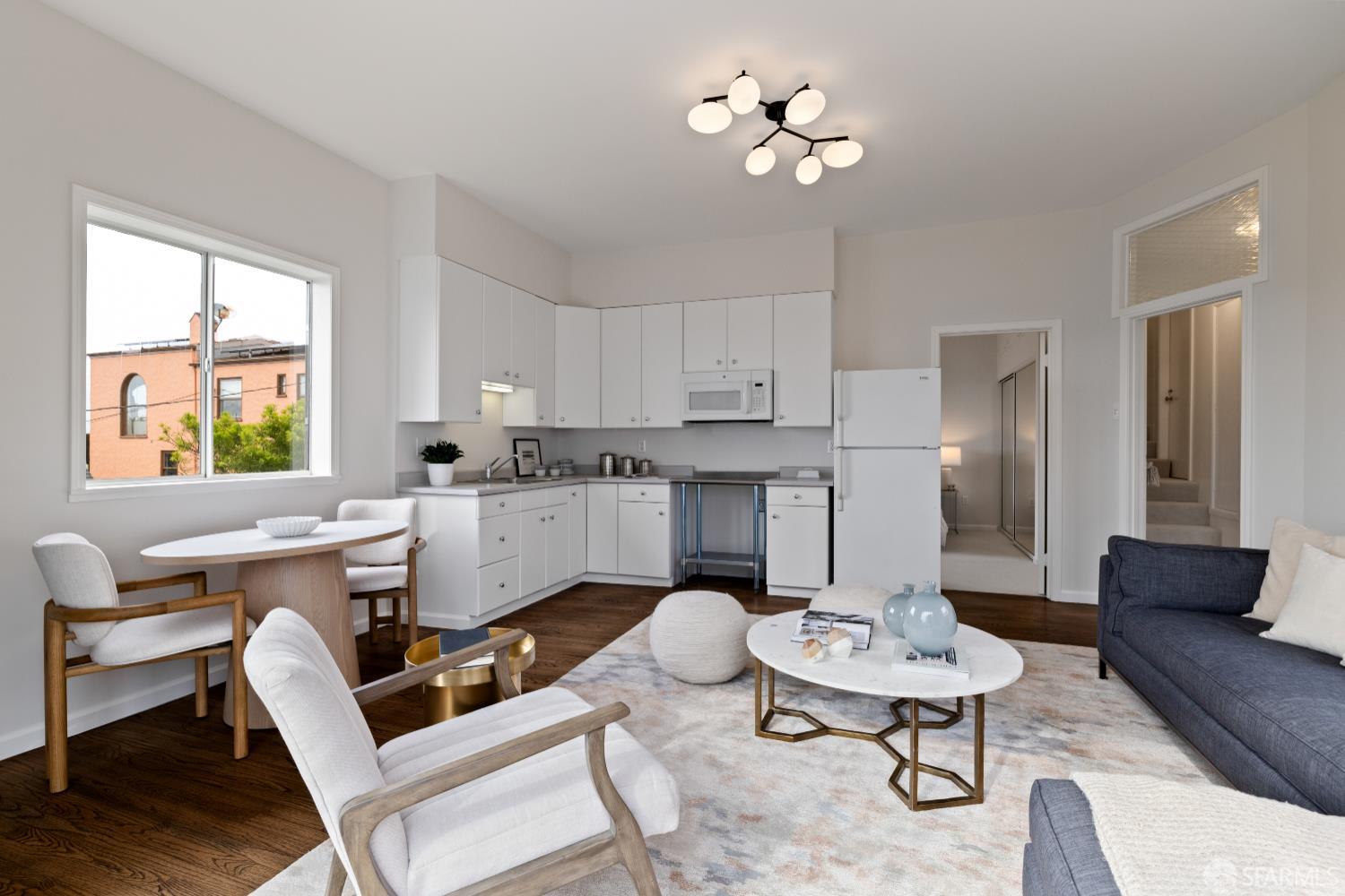 San Francisco, California 94127, United States, 4 Bedrooms Bedrooms, ,3 BathroomsBathrooms,Residential,Active,228637