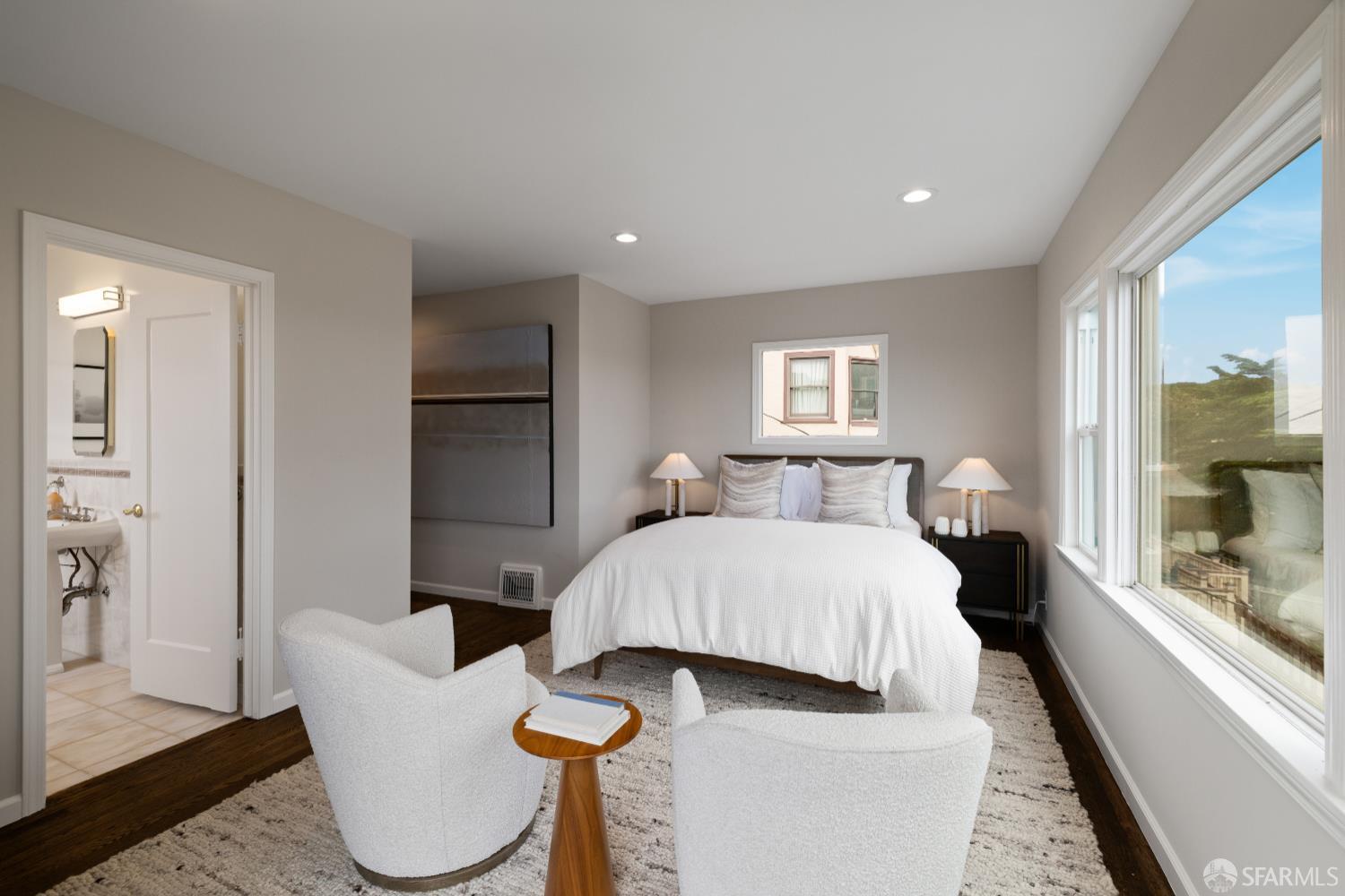 San Francisco, California 94127, United States, 4 Bedrooms Bedrooms, ,3 BathroomsBathrooms,Residential,Active,228637