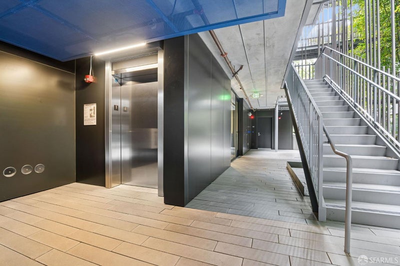 400 Grove Street 101