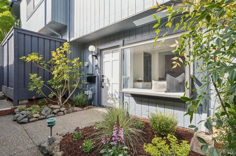 Property photo of 11 Love Court, Fairfax, CA 94930