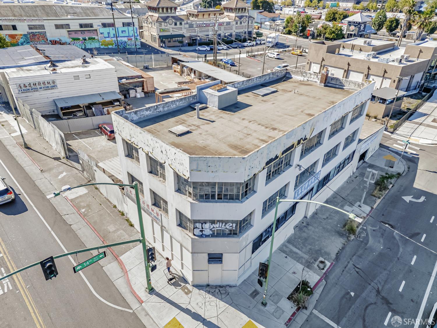 1401 International Boulevard