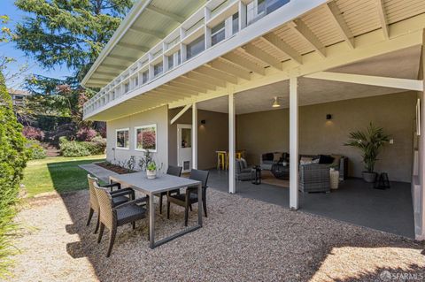 Property photo of 5526 Balboa Drive, Oakland, CA 94611