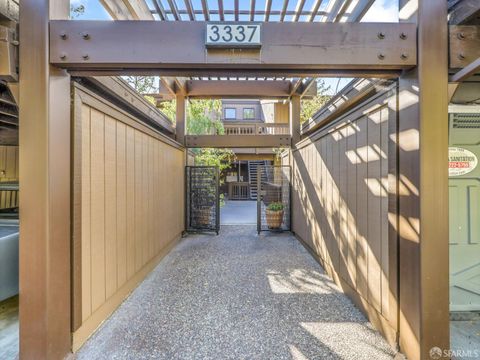 Photo of 3337 Brittan Avenue #7, San Carlos, CA 94070 (MLS # 425084394) Photo of 3337 Brittan Avenue #7, San Carlos, CA 94070 (MLS # 425084394)