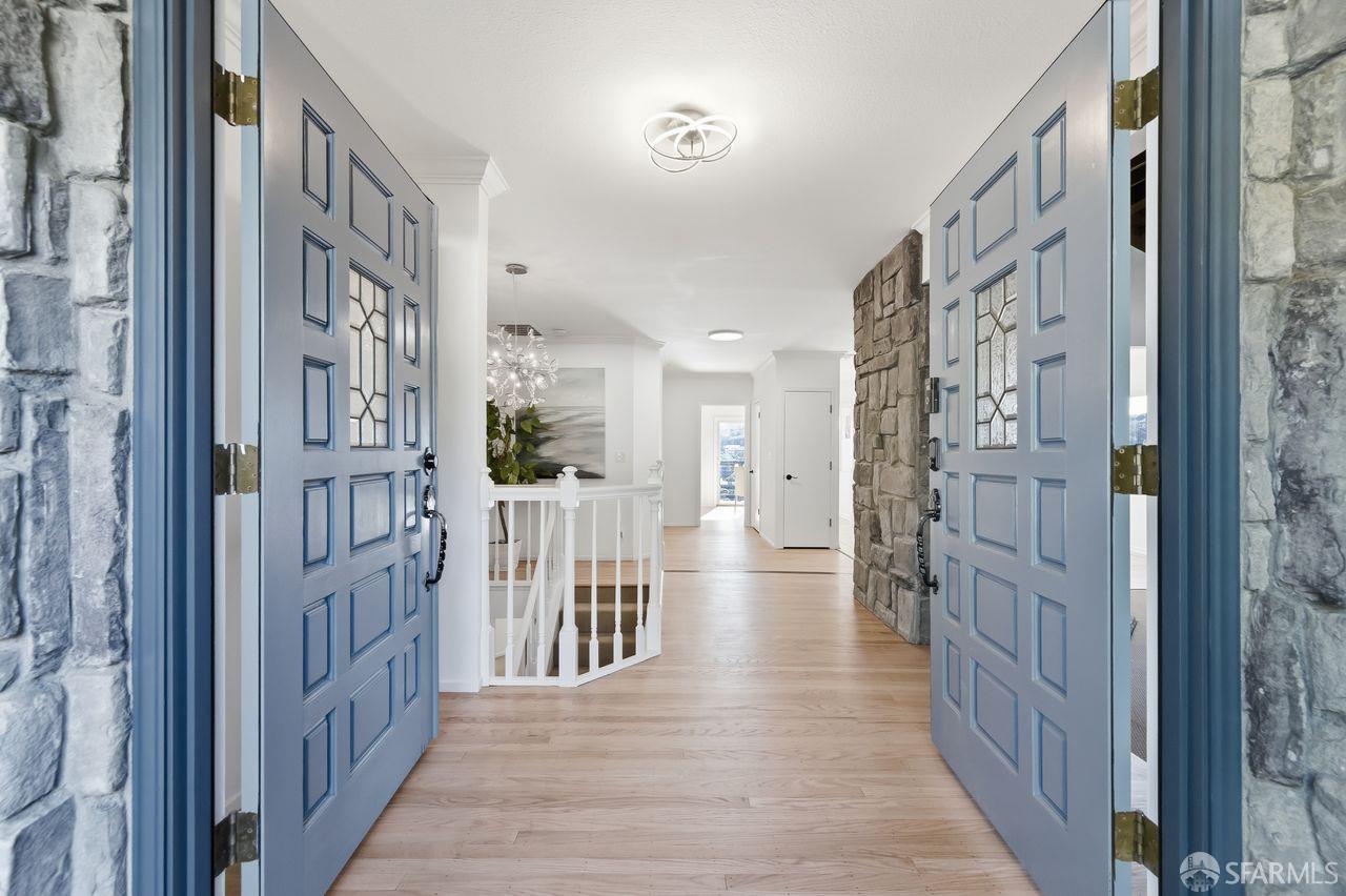 179 Bay View Drive, San Carlos CA 94070