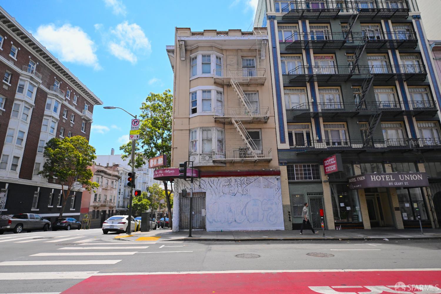 545-555 Hyde Street