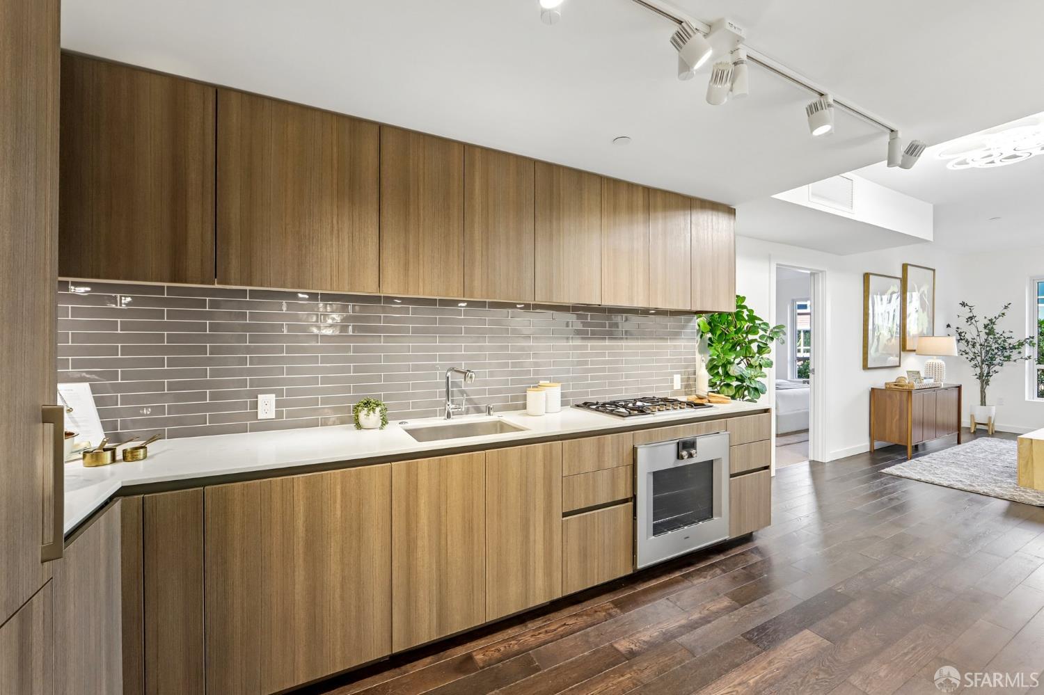 110 Channel Street 433