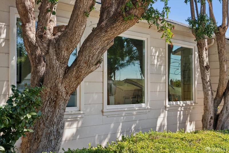 58 Burbank Avenue