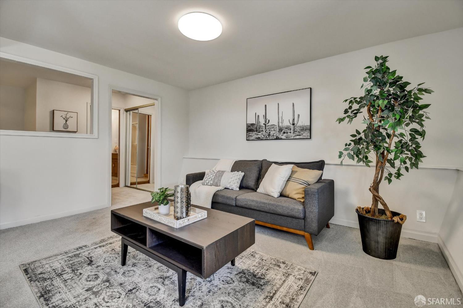 San Francisco, California 94116, United States, 4 Bedrooms Bedrooms, ,3 BathroomsBathrooms,Residential,Active,221103