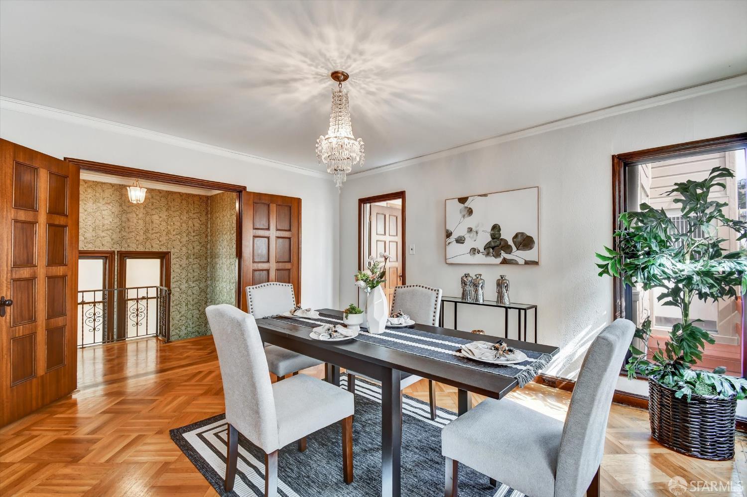 San Francisco, California 94116, United States, 4 Bedrooms Bedrooms, ,3 BathroomsBathrooms,Residential,Active,221103