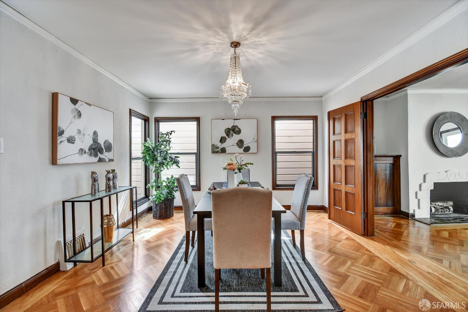 San Francisco, California 94116, United States, 4 Bedrooms Bedrooms, ,3 BathroomsBathrooms,Residential,Active,221103