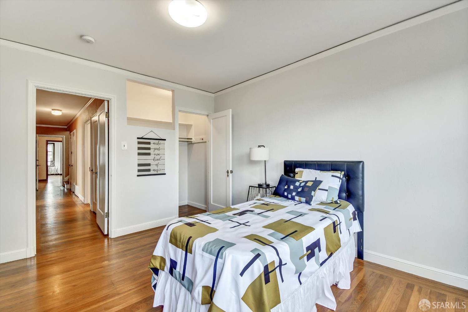 San Francisco, California 94116, United States, 4 Bedrooms Bedrooms, ,3 BathroomsBathrooms,Residential,Active,221103