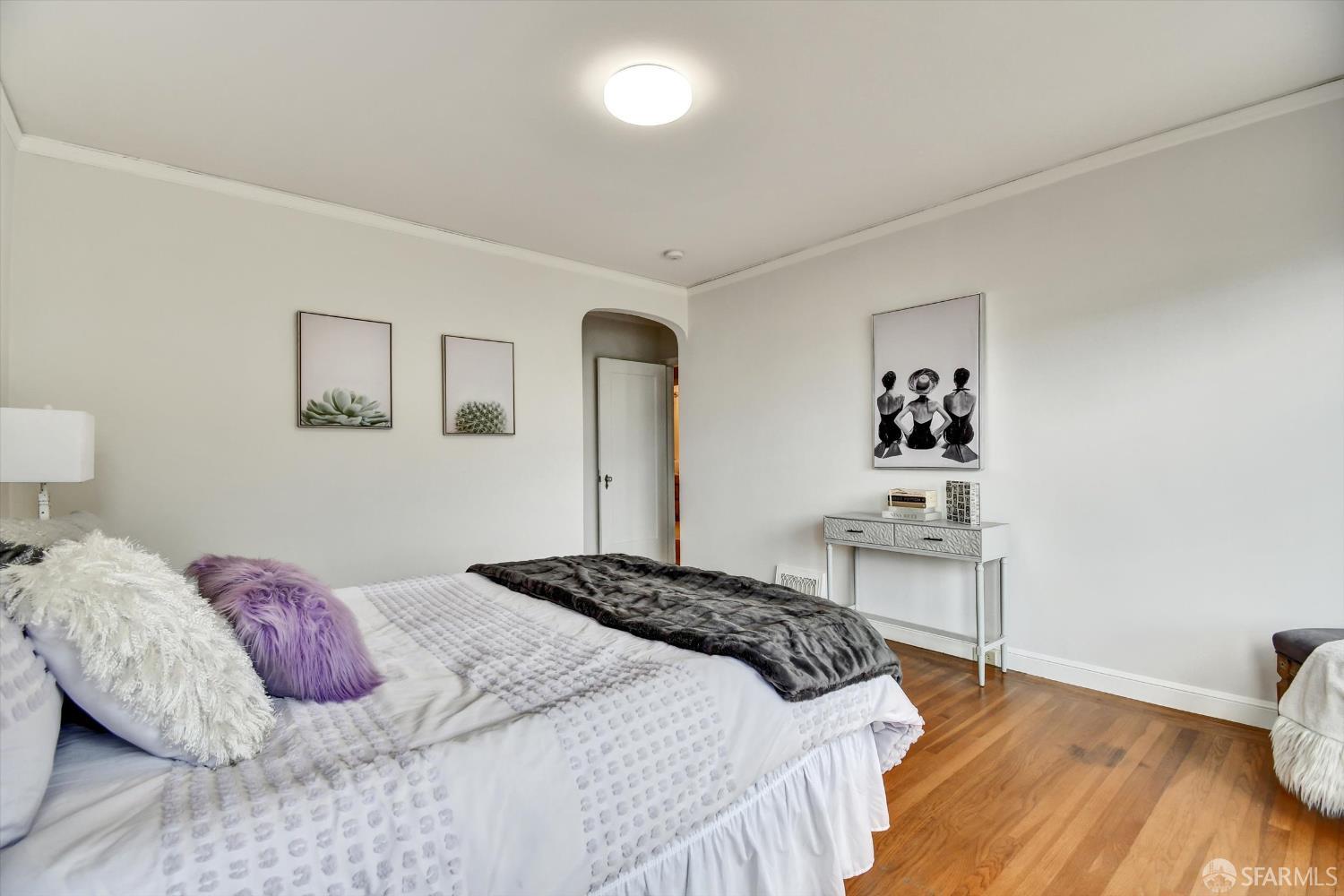 San Francisco, California 94116, United States, 4 Bedrooms Bedrooms, ,3 BathroomsBathrooms,Residential,Active,221103