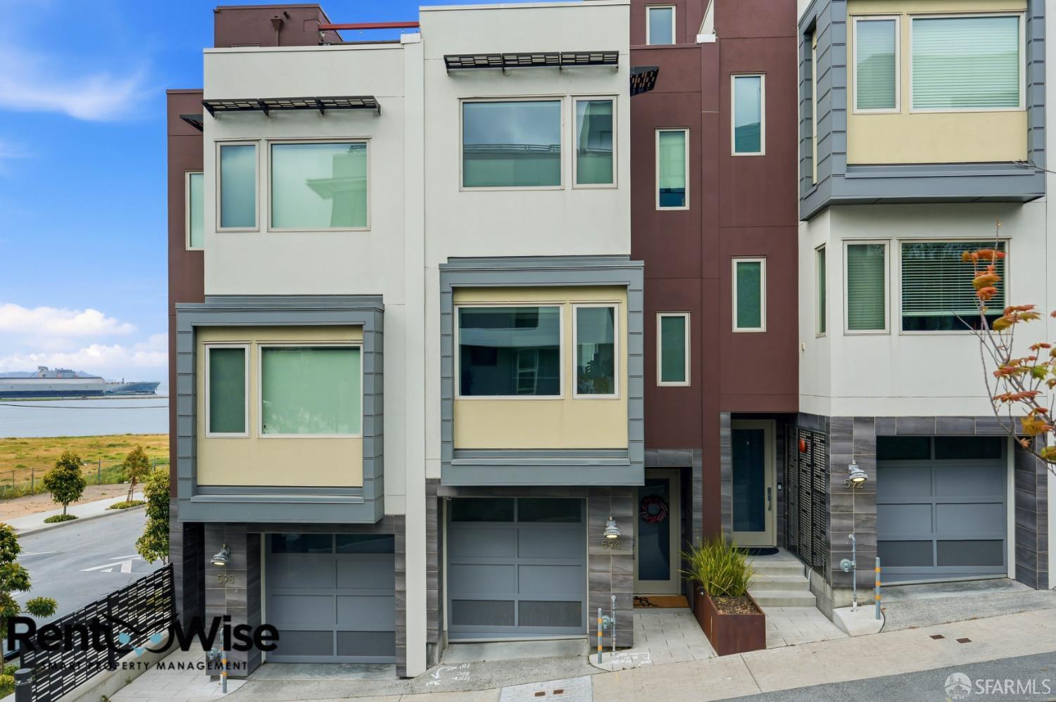 594 Hudson Avenue