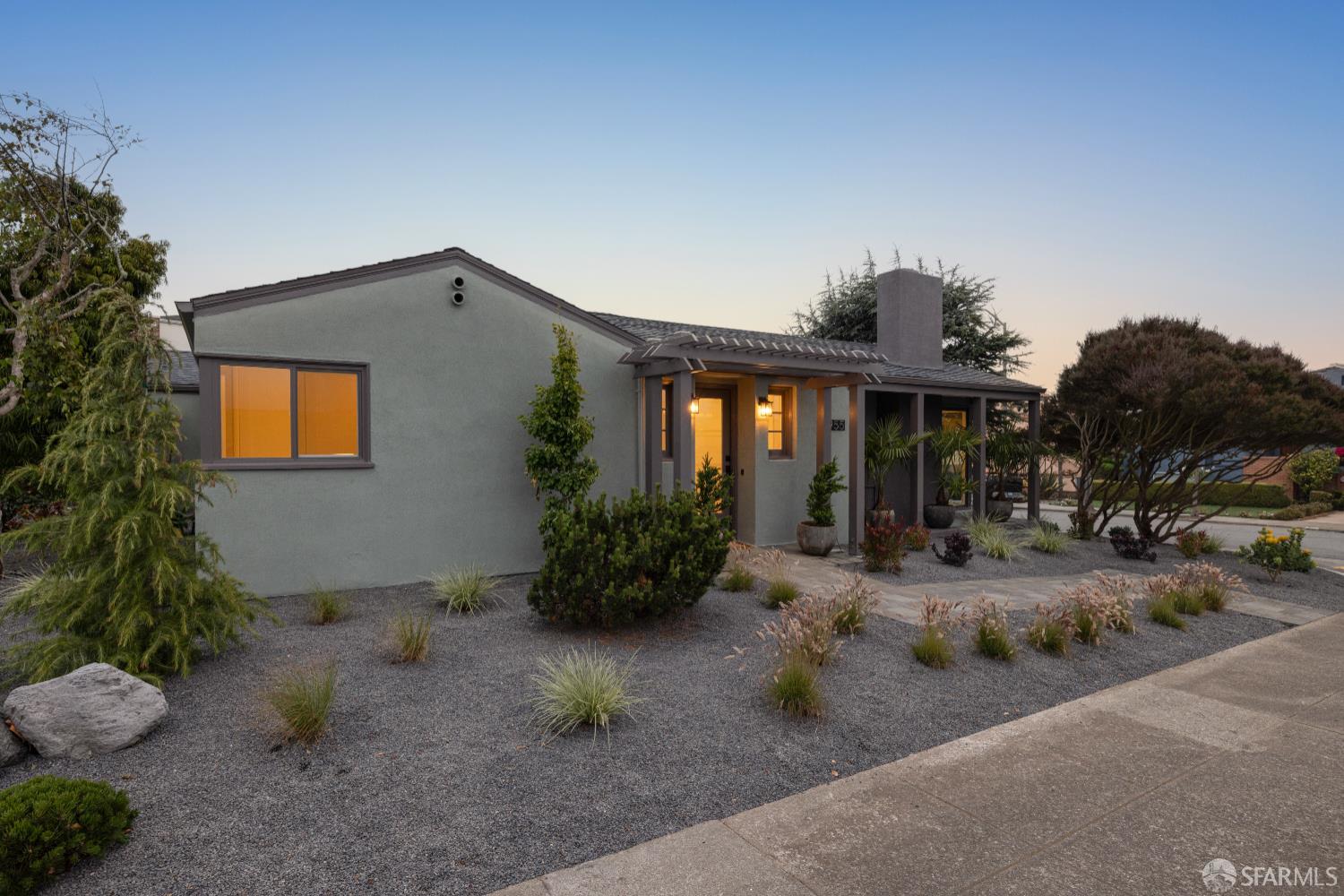 San Francisco, California 94132, United States, 4 Bedrooms Bedrooms, ,3 BathroomsBathrooms,Residential,Active,166018