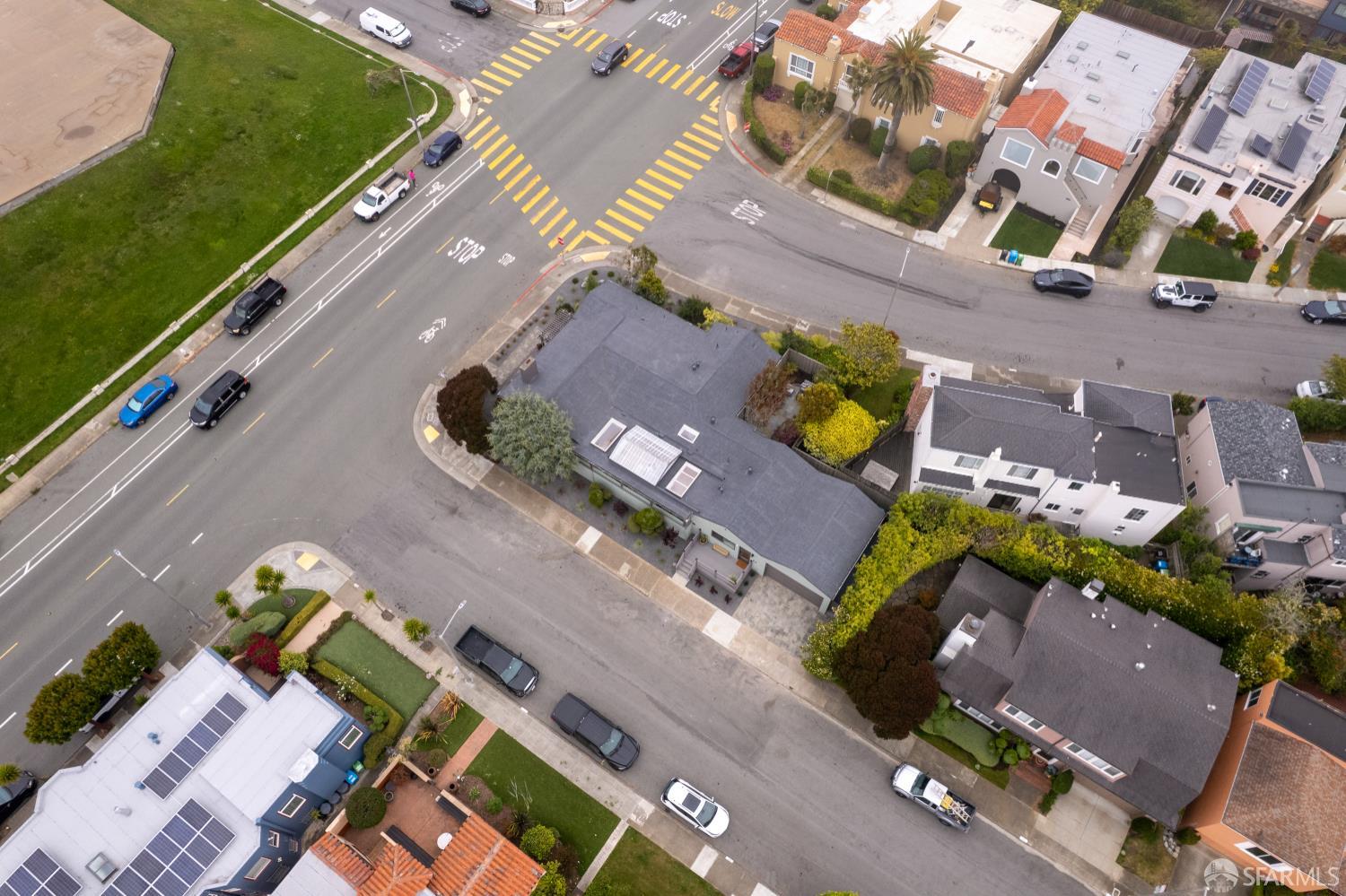 San Francisco, California 94132, United States, 4 Bedrooms Bedrooms, ,3 BathroomsBathrooms,Residential,Active,166018