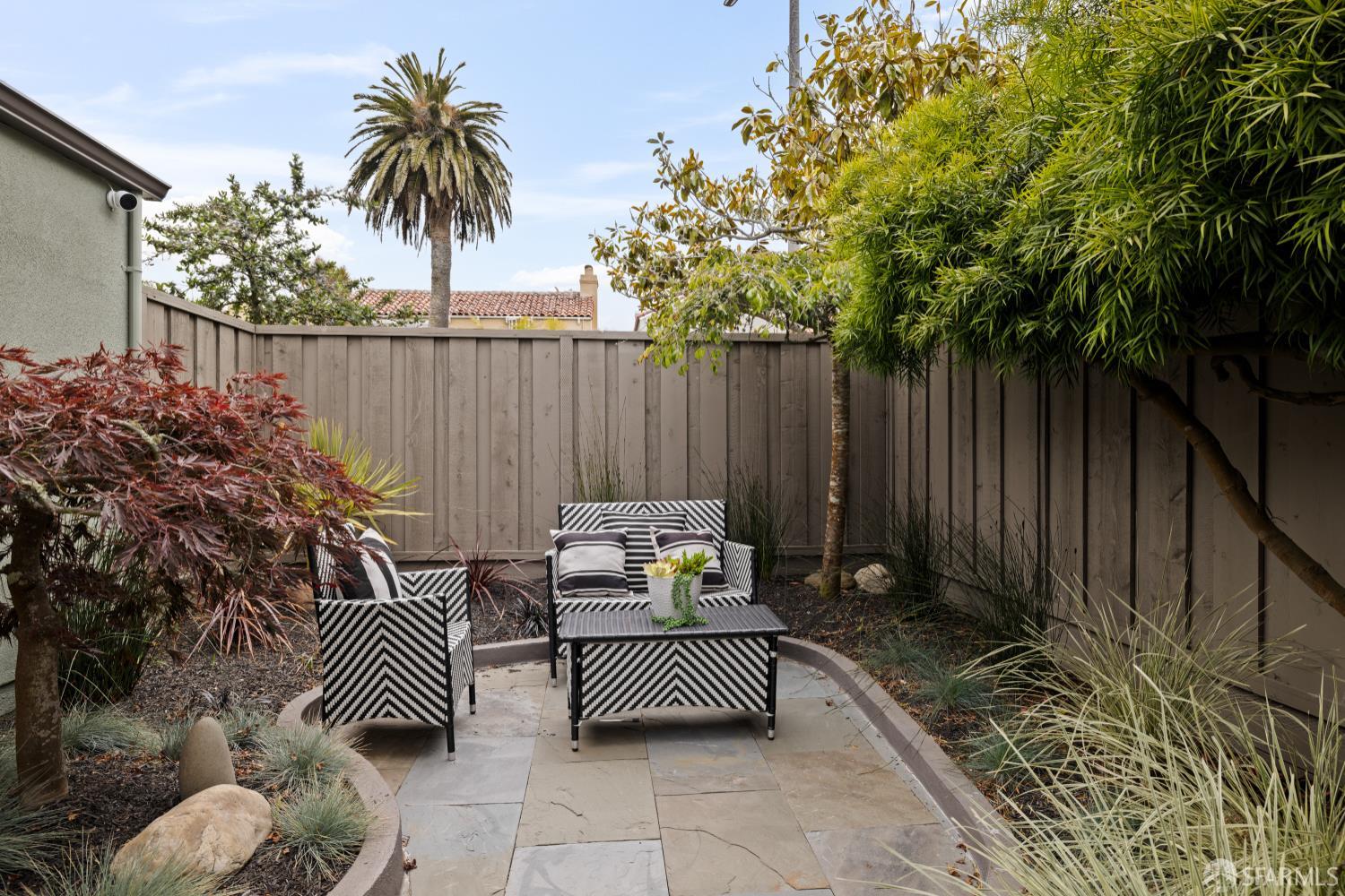 San Francisco, California 94132, United States, 4 Bedrooms Bedrooms, ,3 BathroomsBathrooms,Residential,Active,166018