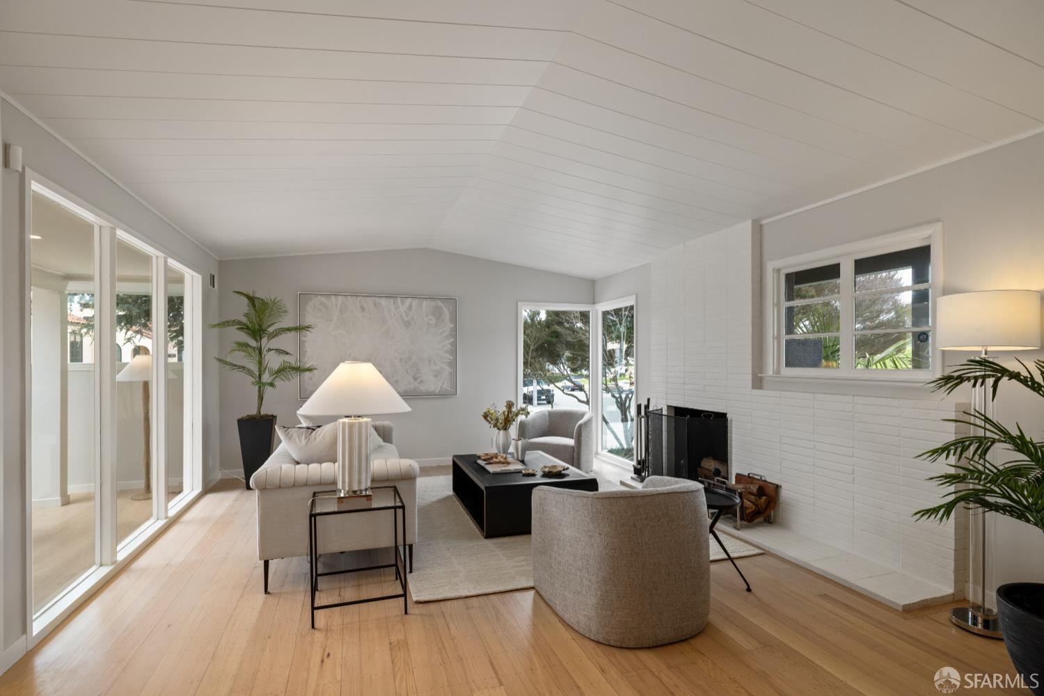 San Francisco, California 94132, United States, 4 Bedrooms Bedrooms, ,3 BathroomsBathrooms,Residential,Active,166018