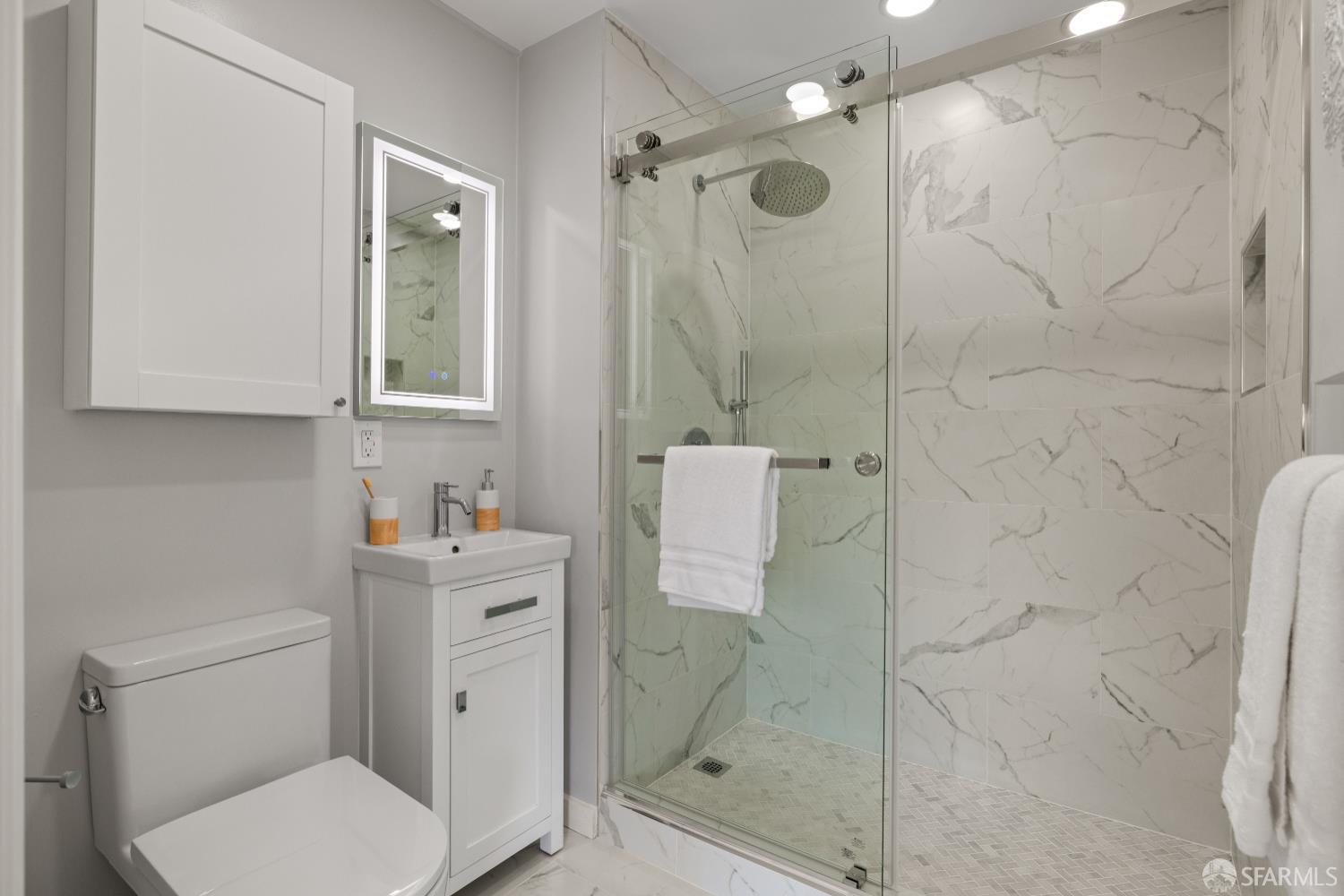 San Francisco, California 94132, United States, 4 Bedrooms Bedrooms, ,3 BathroomsBathrooms,Residential,Active,166018