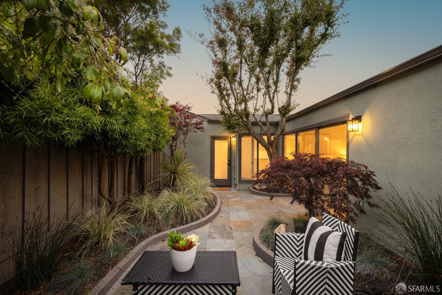 San Francisco, California 94132, United States, 4 Bedrooms Bedrooms, ,3 BathroomsBathrooms,Residential,Active,166018